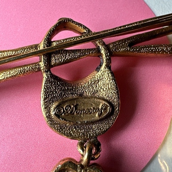 VTG Danecraft Golfer Brooch Gold Tone Dangle Shoes, Balls, Hats, Golf Clubs 0660 - Picture 9 of 10